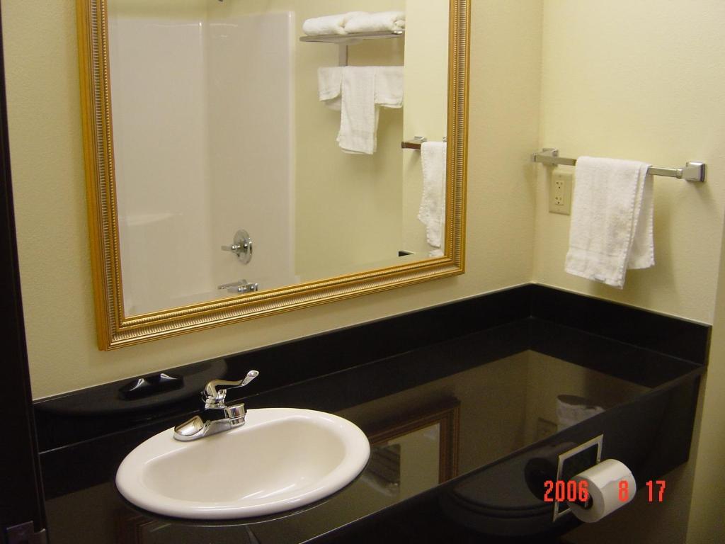 Hometown Inn & Suites Schererville Szoba fotó